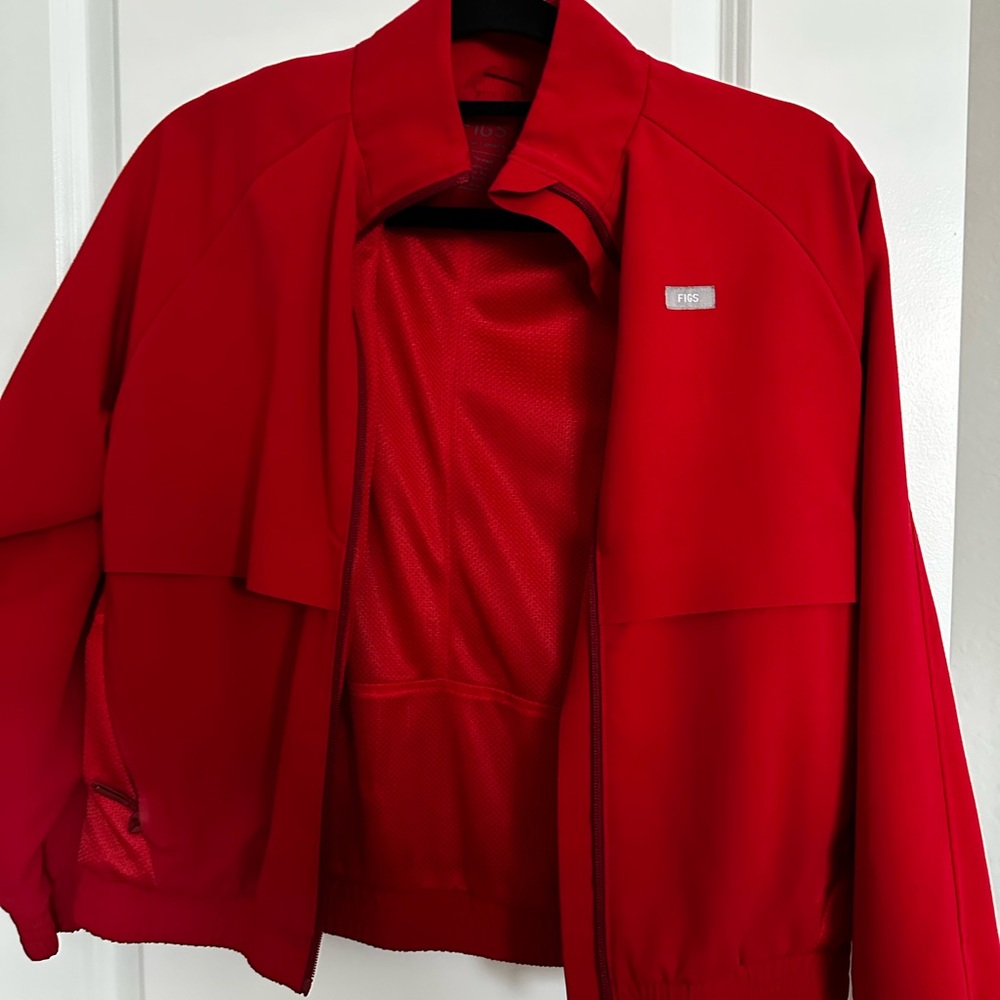 Woman’s Red Sydney Scrub Jacket by FIGS